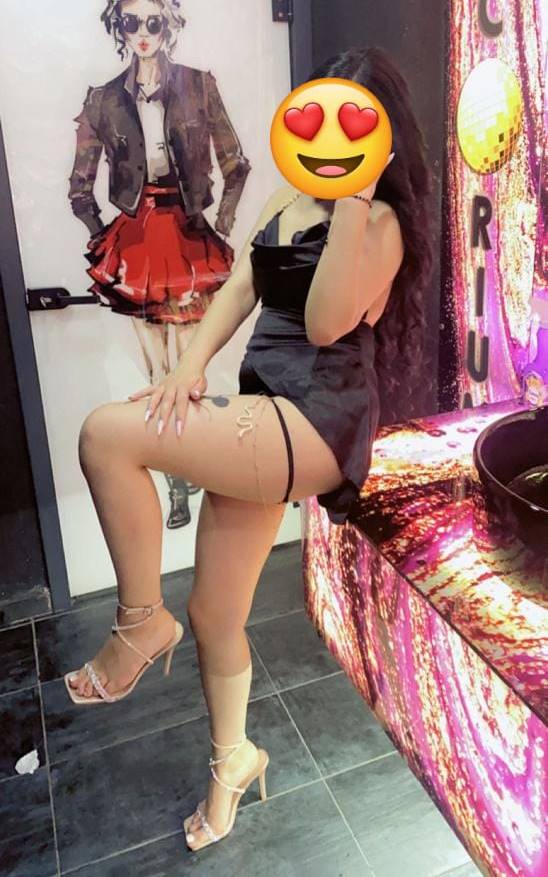 Esenyurt Escort Bayan Simge İle Büyüleyici Anlar